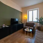 Business House * Коста Вольпино