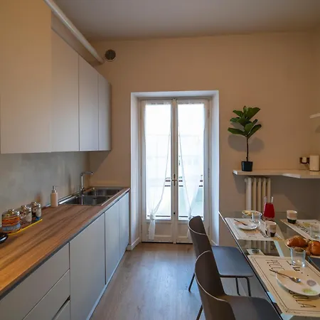 Apartment Business House *